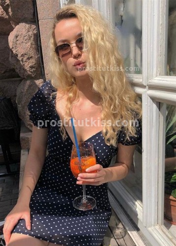  Нана